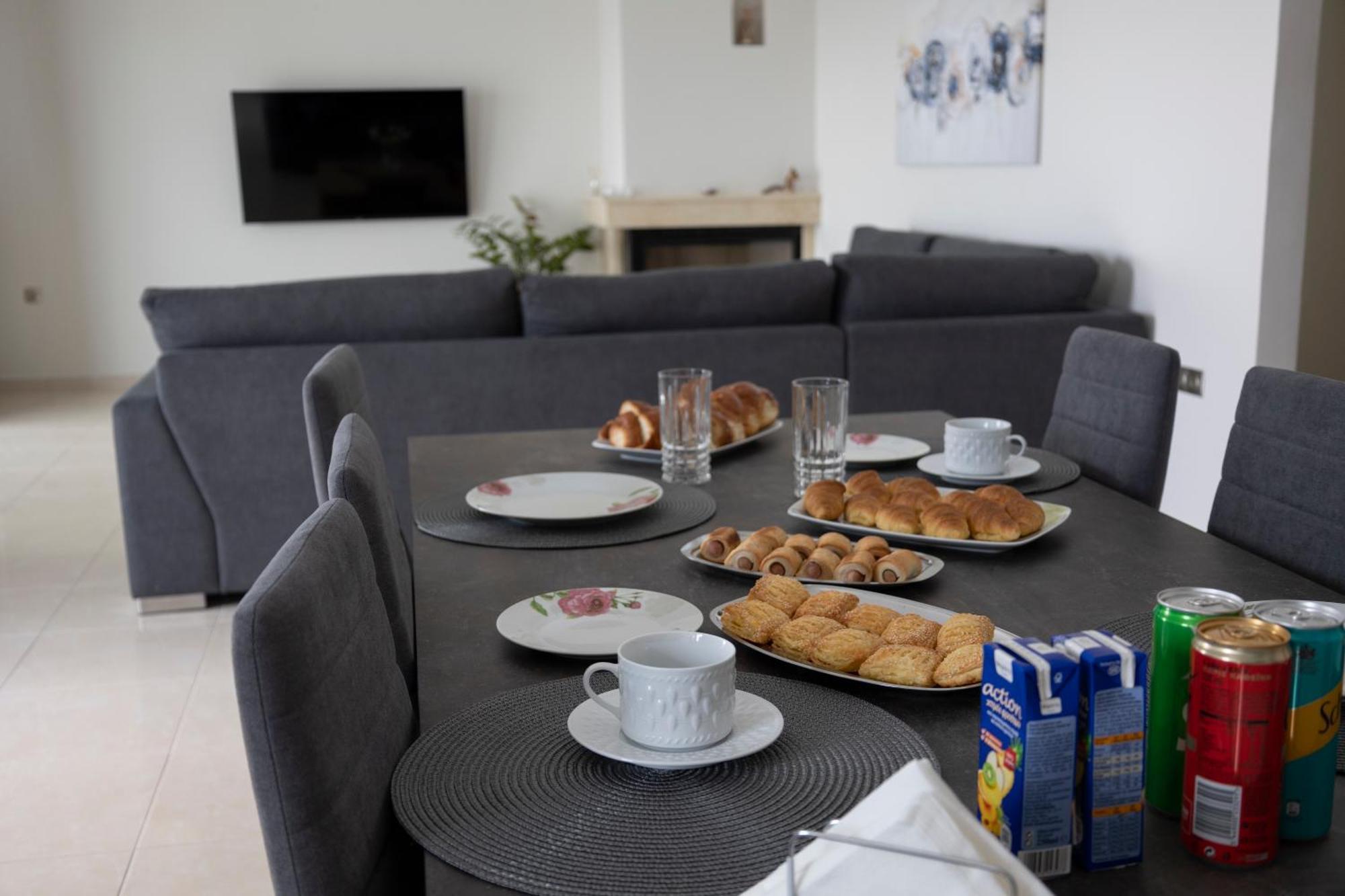 Αegean Εyes Apartment Tinos Exterior photo