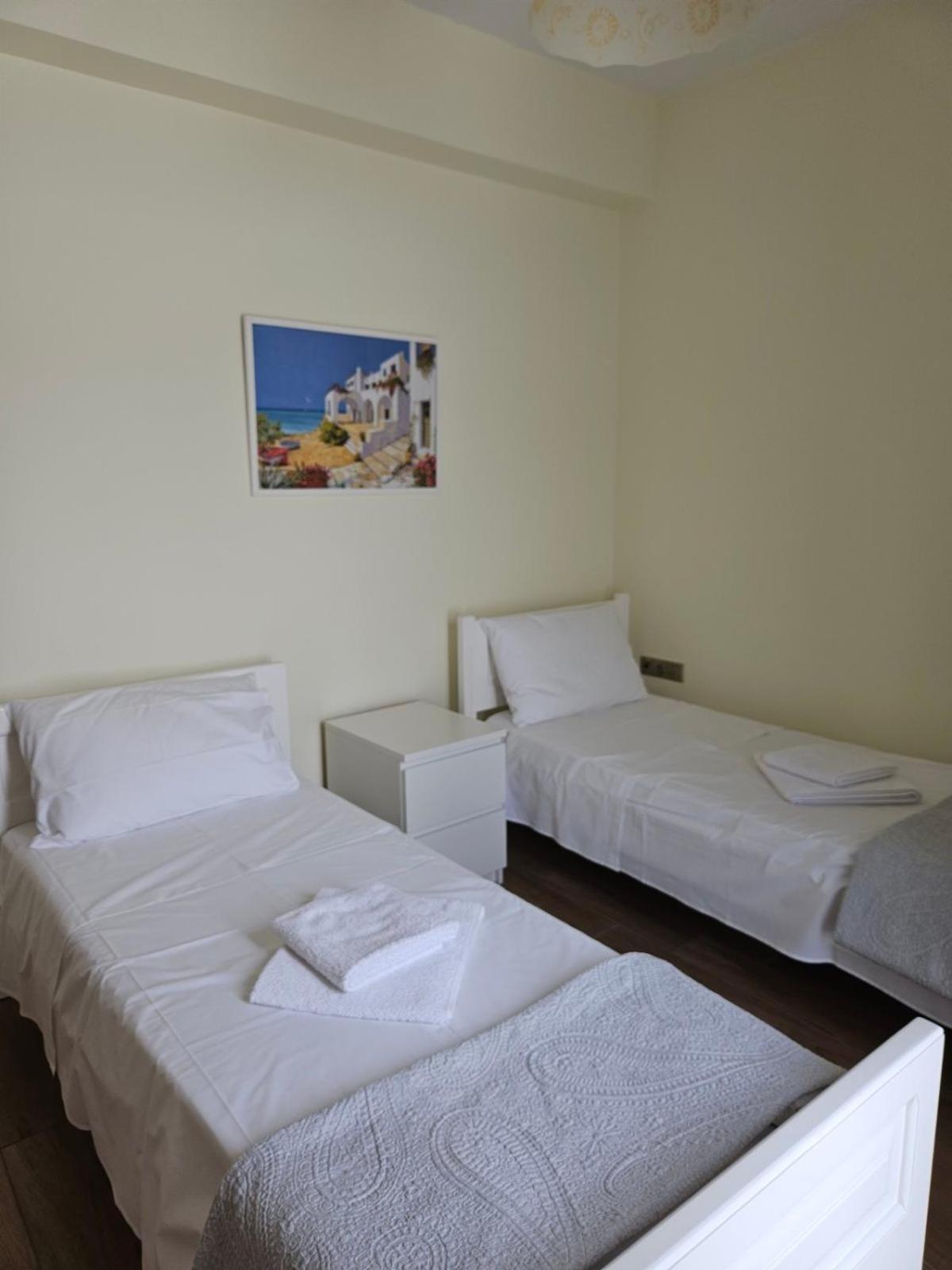 Αegean Εyes Apartment Tinos Exterior photo